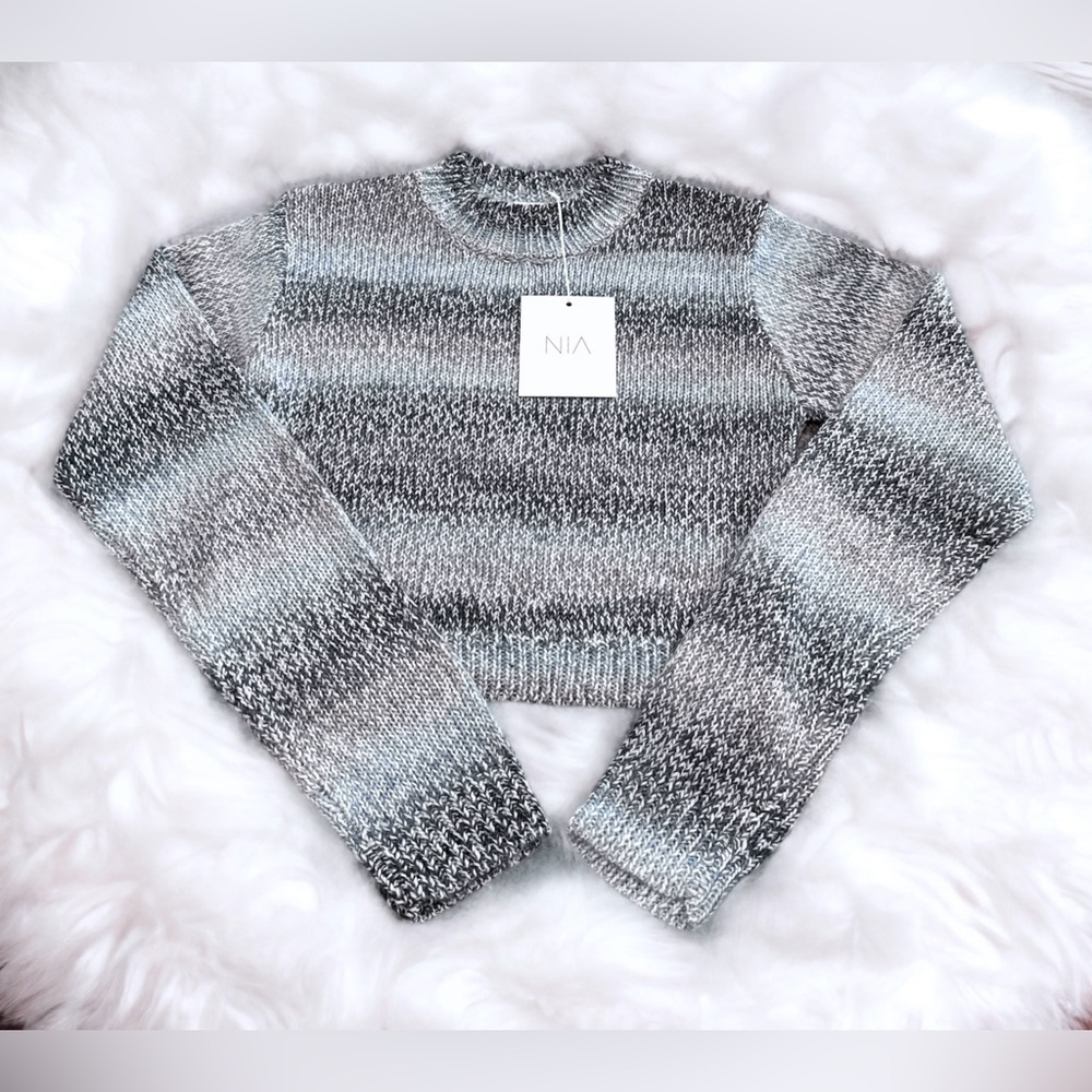 NWT NIA blue & gray cropped sweater size small
